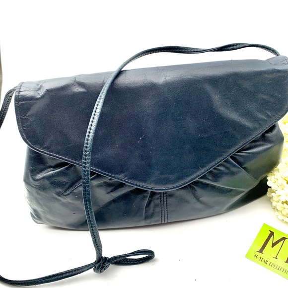 Vintage KH Leather Purse - Picture 4 of 13